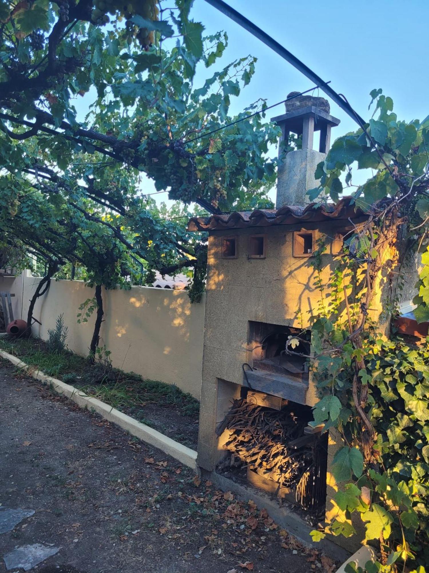 Evasion En Provence Bas De Villa Avec Jardin & Vignes, Soleil & Fraicheur Ле-Пенн-Мірабо Екстер'єр фото